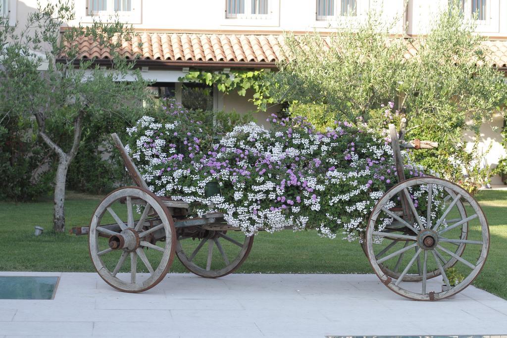 Relais Rossar Boutique Hotel Garda & Hills 코스테르마노 외부 사진